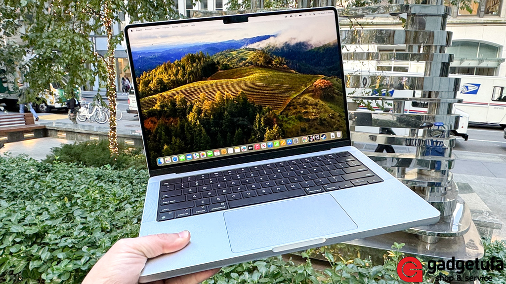 купить MacBook Pro, M4 MacBook Pro, M3 MacBook Pro, обновление MacBook Pro, MacBook Pro 2025, производительность MacBook Pro, чип M4, чип M3, дисплей MacBook Pro