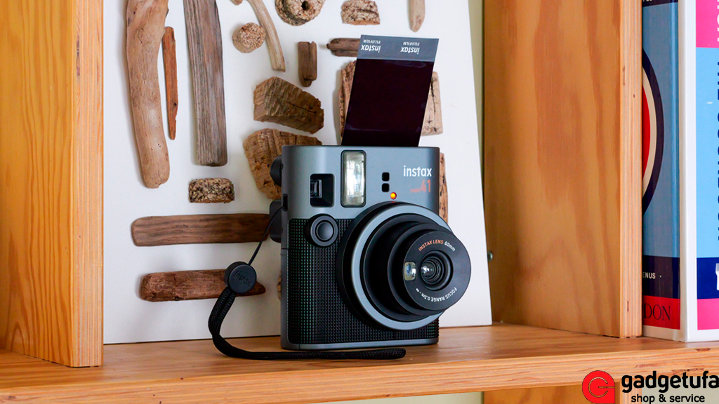 Fujifilm Instax mini 41 Black 2, купить Fujifilm Instax Mini 41, Instax Mini 41 факты, моментальная камера Fujifilm, купить Instax Mini 41