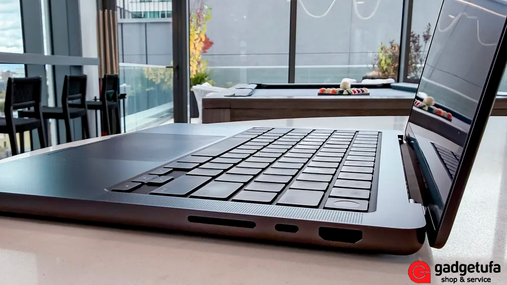 MacBook Pro 2025 M5 6, MacBook Pro M5 обзор, купить в Уфе, сравнение с M4, ноутбук Apple M5, 14 дюймов, характеристики, тесты, автономность, GadgetUfa, цена, производительность
