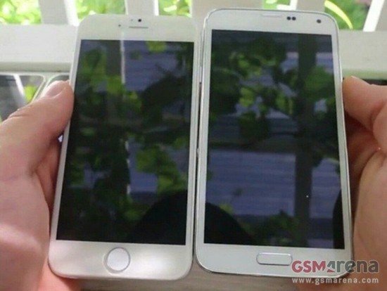 Сравнение iPhone 6 и Samsung Galaxy S5.