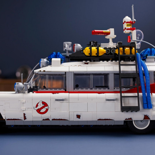 Легендарный автомобиль охотников за привидениями от Lego