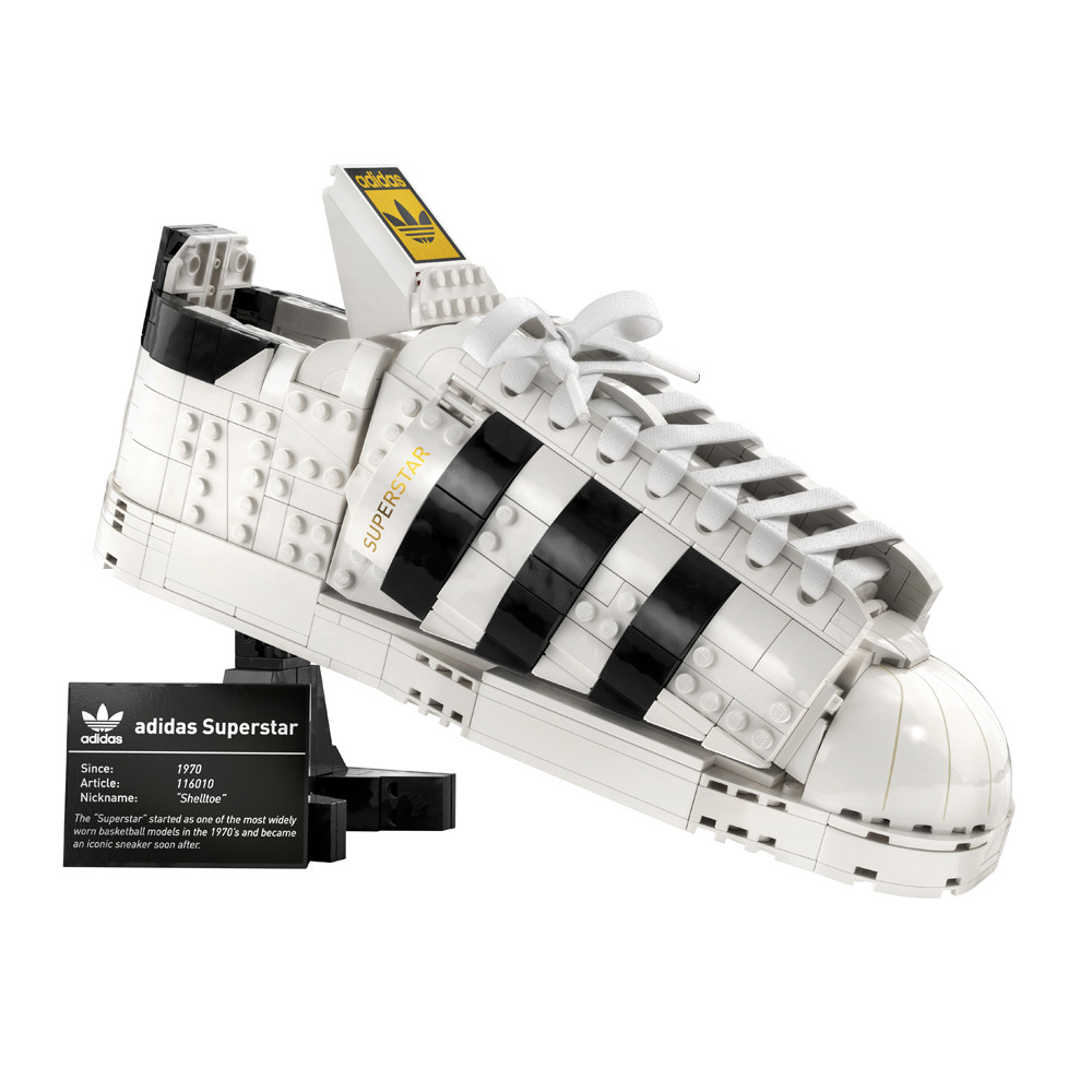 Купить конструктор LEGO 10282 - кроссовки Adidas Originals Superstar по выгодной цене в Уфе