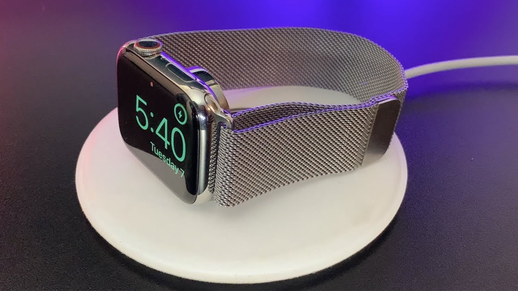 Почему стоит купить стальные Apple Watch Series 7?