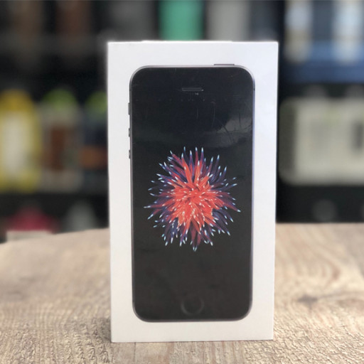 Мал, да удал – Apple iPhone SE