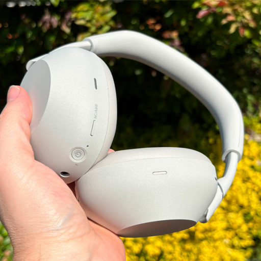 Sony WH-1000XM6 – эталон звукового совершенства