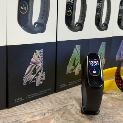 Xiaomi Mi Band 4 в наличии в GadgetUfa