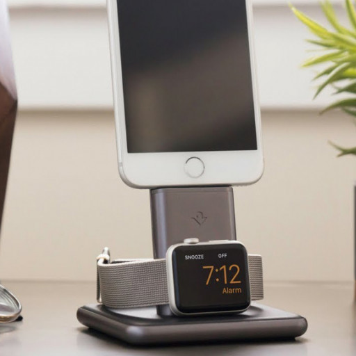 Как зарядить Айфон XS Max и Apple Watch Series 4 одновременно?