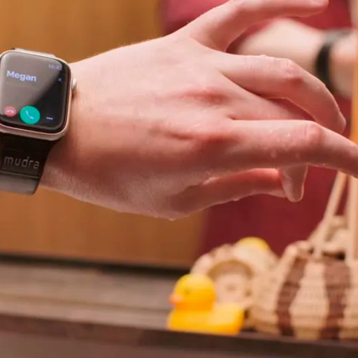 Mudra Band для Apple Watch - управление жестами без касания